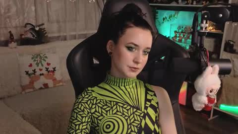 Kira    online show from 01-05-26, 07:17