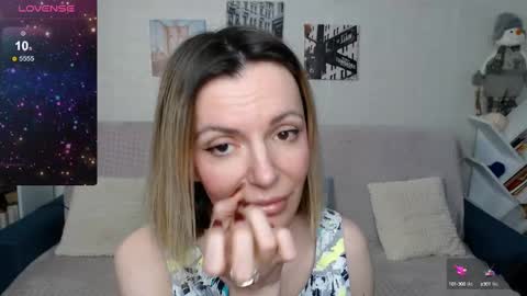 kiramartins cat online show from 12-27-24, 05:16