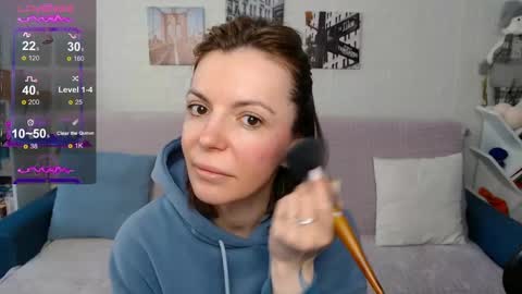 kiramartins cat online show from 02-24-25, 04:16