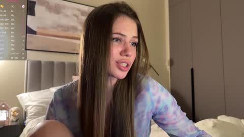 Kira online show from 01-15-25, 06:19