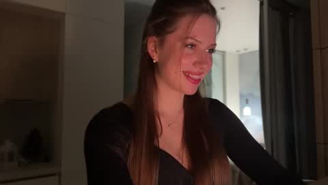 Kira online show from 01-15-26, 05:27