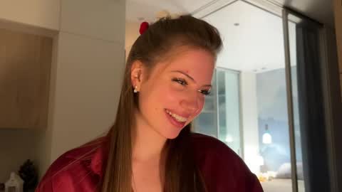 Kira online show from 03-24-26, 05:40