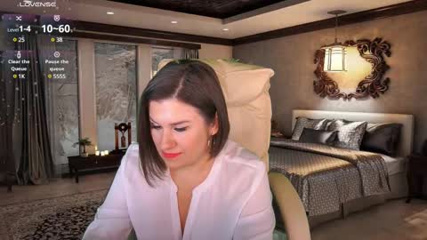 Snapshot of kiraroxx chatting on 02-20-25, 06:35 Kira online show from 02-20-25, 06:35