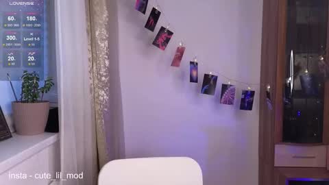 Snapshot of kiraturner chatting on 02-12-26, 02:34 Kira cute online show from 02-12-26, 02:34