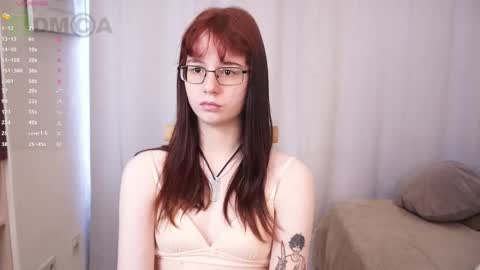 Snapshot of kirazephyr chatting on 09-26-25, 04:16 Kira online show from 09-26-25, 04:16