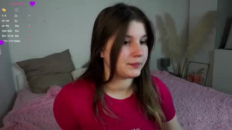 Snapshot of kirazephyr chatting on 11-23-25, 08:03 Kira online show from 11-23-25, 08:03