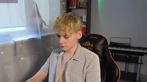 Kirill and Andrey online show from 03-10-25, 02:26