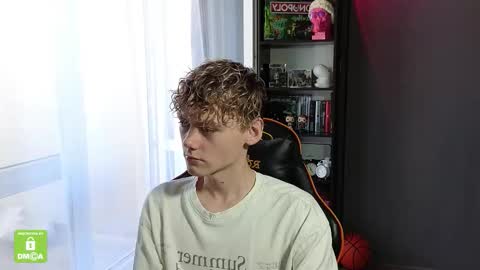 Kirill and Andrey online show from 09-24-25, 10:18