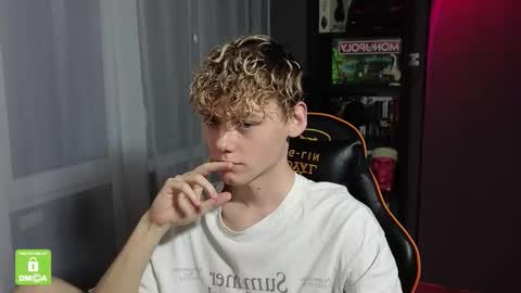 Kirill and Andrey online show from 10-20-25, 11:27