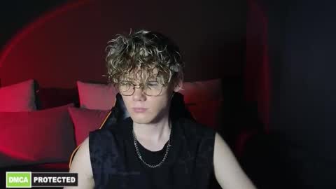 Kirill and Andrey online show from 03-31-26, 01:33