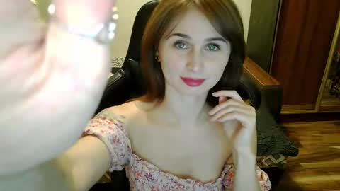 Snapshot of kirivant chatting on 11-17-25, 08:25 kirivant online show from 11-17-25, 08:25