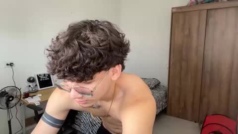 Snapshot of kisan_smith chatting on 01-15-25, 02:46 Kisan online show from 01-15-25, 02:46