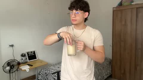 Snapshot of kisan_smith chatting on 01-24-25, 05:00 Kisan online show from 01-24-25, 05:00