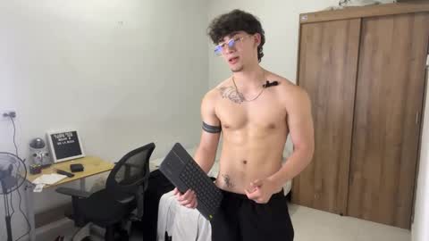 Snapshot of kisan_smith chatting on 02-07-25, 06:03 Kisan online show from 02-07-25, 06:03