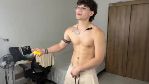 Snapshot of kisan_smith chatting on 02-15-25, 06:12 Kisan online show from 02-15-25, 06:12