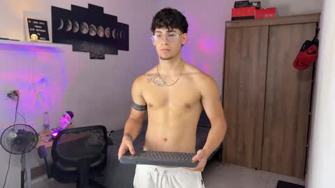 Snapshot of kisan_smith chatting on 09-30-25, 05:23 Kisan online show from 09-30-25, 05:23