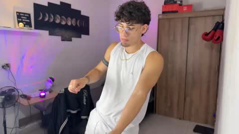 Snapshot of kisan_smith chatting on 10-03-25, 03:58 Kisan online show from 10-03-25, 03:58