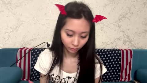 Hina online show from 03-23-26, 12:42