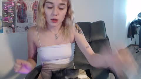 Kisi online show from 02-09-25, 07:38