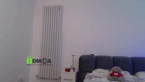 Snapshot of kissabella chatting on 11-21-25, 05:22 Alexandra online show from 11-21-25, 05:22