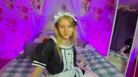 Snapshot of kisschristie__ chatting on 11-07-25, 07:14 christie online show from 11-07-25, 07:14