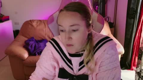 Snapshot of kissica chatting on 01-24-25, 11:37 kissica online show from 01-24-25, 11:37