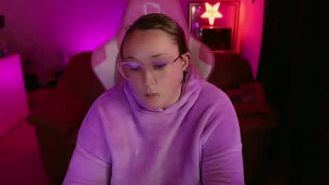 Snapshot of kissica chatting on 03-10-25, 06:12 kissica online show from 03-10-25, 06:12