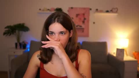 Sisi online show from 10-27-25, 07:18