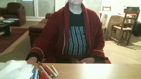 kisslog1 online show from 12-22-24, 06:15