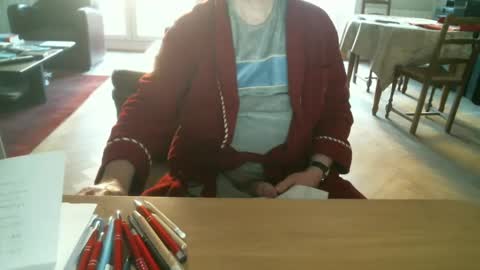 kisslog1 online show from 12-26-24, 08:28