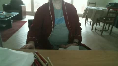 kisslog1 online show from 12-28-24, 08:37