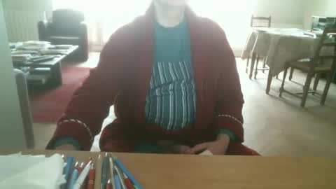 kisslog1 online show from 11-30-25, 09:02