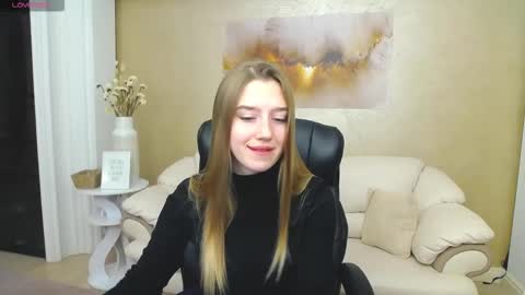 Snapshot of kissme_now chatting on 11-07-25, 02:17 kissme_now online show from 11-07-25, 02:17