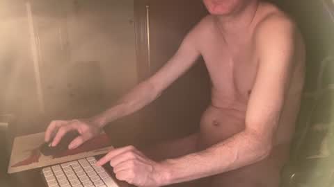 Snapshot of kissofbanned1983 chatting on 07-10-26, 09:39 kissofbanned1983 online show from 07-10-26, 09:39