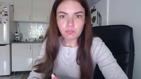 Im Amaia   Everyone Merry Christmas  online show from 06-27-26, 07:35