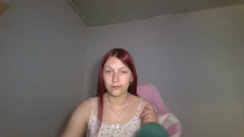 Snapshot of kiti_kitiss chatting on 04-18-26, 01:04 kiti_kitiss online show from 04-18-26, 01:04