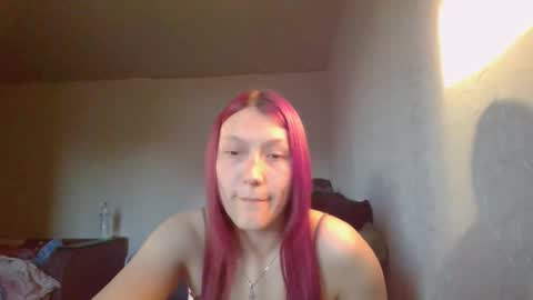 Snapshot of kiti_kitiss chatting on 05-03-26, 04:35 kiti_kitiss online show from 05-03-26, 04:35