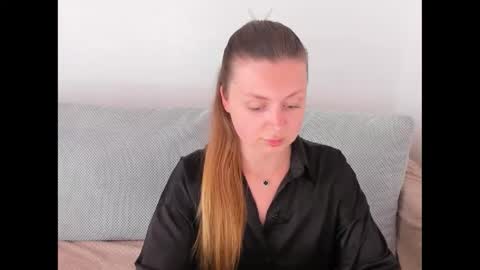 kitkatvel online show from 05-25-26, 12:44