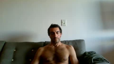Snapshot of kitosssss chatting on 05-29-26, 08:40 Steve Cocks online show from 05-29-26, 08:40