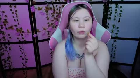 Snapshot of kitsune_little chatting on 05-31-26, 12:34 kitsune_little online show from 05-31-26, 12:34