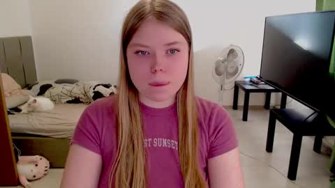 Jennyblonde and Emmabrunette online show from 09-29-25, 12:21
