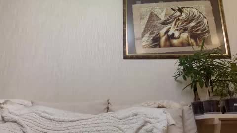 Snapshot of kittenger chatting on 03-04-26, 04:57 Viki online show from 03-04-26, 04:57