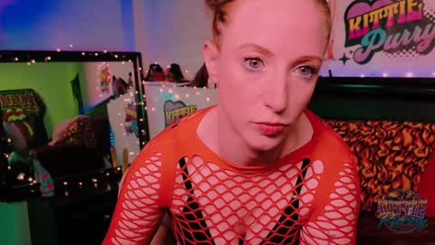 Snapshot of kittiepurry chatting on 02-27-25, 03:47 Kittie Purry online show from 02-27-25, 03:47