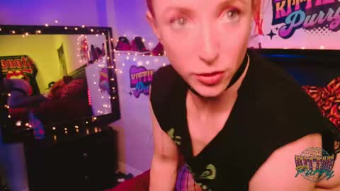 Snapshot of kittiepurry chatting on 03-01-25, 02:48 Kittie Purry online show from 03-01-25, 02:48