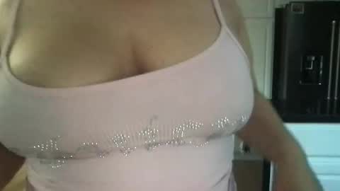 n I c o l e online show from 04-08-26, 02:00