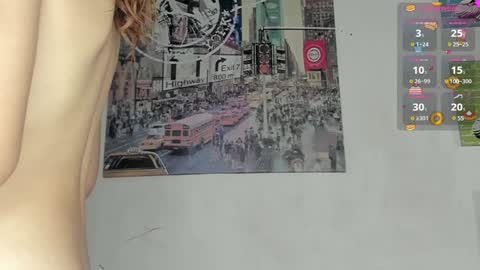 Snapshot of kitty__black__ chatting on 12-12-24, 01:43 KITTY online show from 12-12-24, 01:43