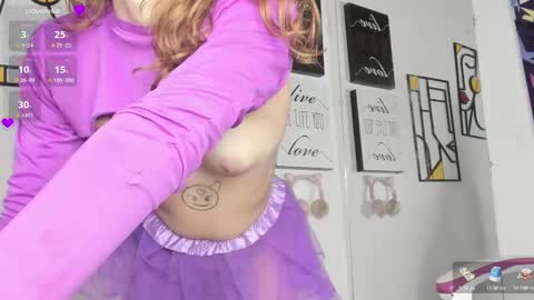 Snapshot of kitty__black__ chatting on 03-07-25, 09:06 KITTY online show from 03-07-25, 09:06