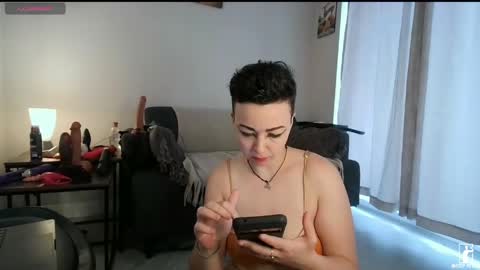 kitty_fitty29 online show from 04-16-26, 08:31