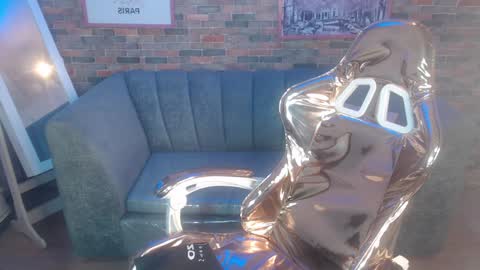 Snapshot of kitty_fox_b chatting on 01-17-25, 06:44 kitty_fox_b online show from 01-17-25, 06:44