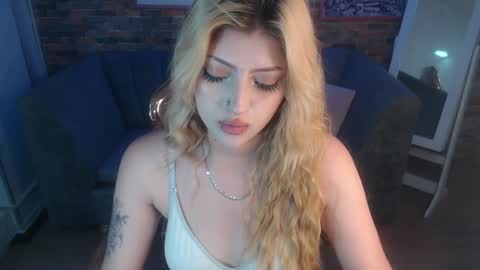 Snapshot of kitty_fox_b chatting on 01-20-25, 03:50 kitty_fox_b online show from 01-20-25, 03:50